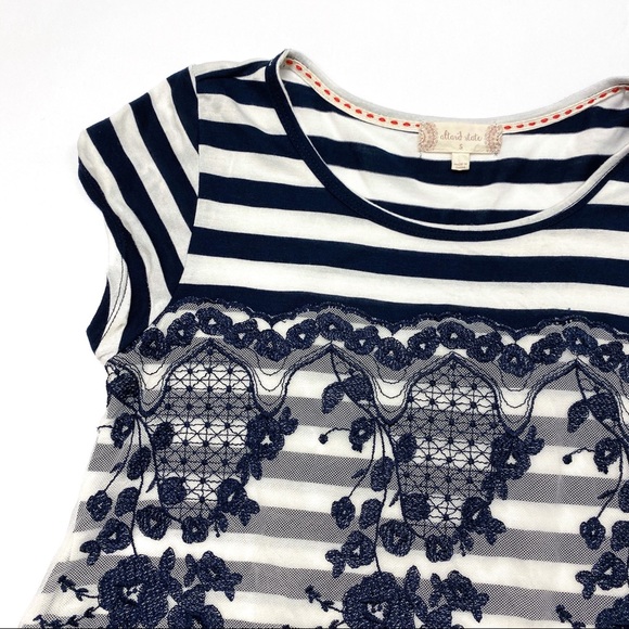 ALTAR’D STATE • Striped Top / Lace Overlay - Picture 2 of 4